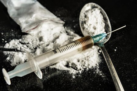 SOS: Хүнийг үхэлд хүргэх аюултай шинэ төрлийн хар тамхи оруулж иржээ 