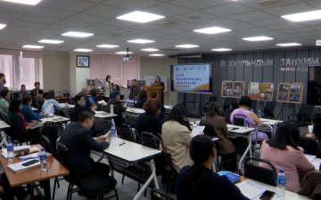 Дотуур байрны багшийн цалинг нэмж, төсөвт суулгана
