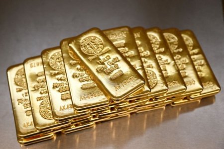 Геополитикийн тодорхой бус нөхцөл байдлаас үүдэн алтны ханш өсөх төлөвтэй байна