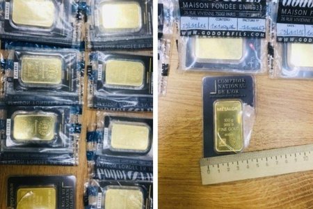 999,9 сорцтой алт авч гарахыг завджээ