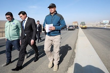 Налайхын 20,9 км автозамын хучилт 40 хувьтай байна