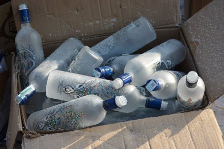 СЭРЭМЖЛҮҮЛЭГ: “Eden”, “Болор”, “Arkhi” зэрэг архийг хуурамчаар үйлдвэрлэж байжээ