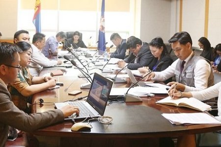 Сурагчийн дүрэмт хувцас, бичиг хэргийн өргөтгөсөн худалдааг 33 байршилд зохион байгуулж байна