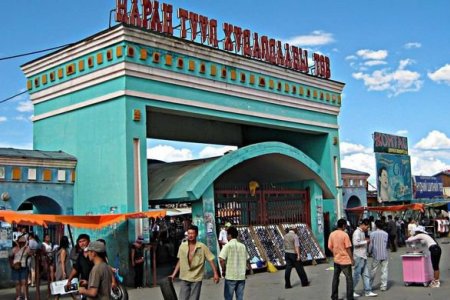 Худалдааны төвүүд хуваарийн дагуу ажиллаж эхэллээ