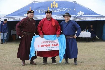 ХЭНТИЙ АЙМГИЙН НУТГИЙН ЗӨВЛӨЛ ШИНЭ АВАРГАДАА 5 ӨРӨӨ БАЙР БЭЛЭГЛЭЖЭЭ