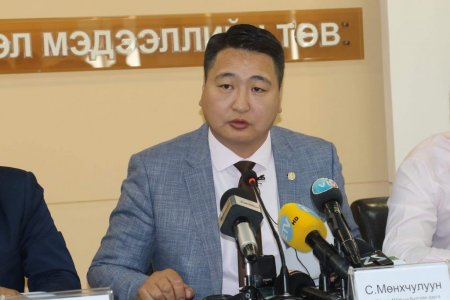 С.Мөнхчулуун Нийслэлийн Засаг дарга бөгөөд Улаанбаатар хотын Захирагчаар сонгогдлоо