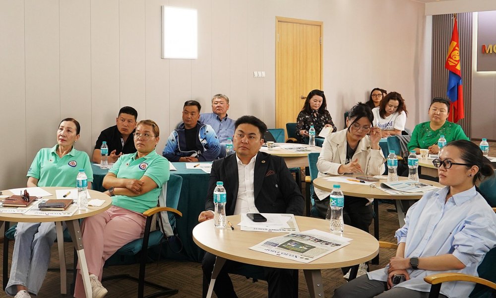 “ХӨДӨЛМӨРЛӨХ ЭРХИЙН МАРГААН ТАСЛАХ КОМИСС”-ЫН ГИШҮҮДИЙГ ЧАДАВХЖУУЛАХ СУРГАЛТ ЗОХИОН БАЙГУУЛАВ 