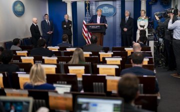 АНУ-ын Ерөнхийлөгч Доналд Трамп БНХАУ-ын албан тушаалтнуудад хориг тавих хуулийн төсөлд гарын үсэг зуржээ