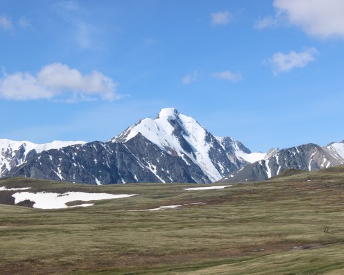 Adventure trek around Mongol Altai mountains