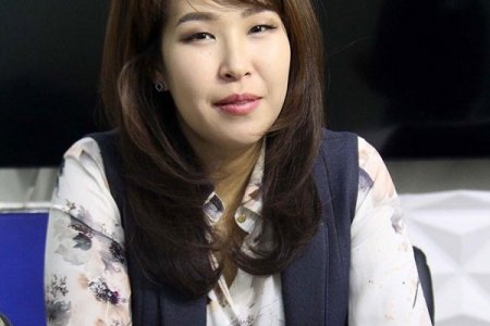 Э.Хонгороо: Өөрийгөө таньсан хүн нийгэмд нөлөөлж чадна