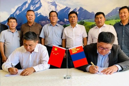 Сумдыг цахилгаанаар тасралтгүй хангах шуурхай ажиллагааны зааварчилгаанд гарын үсэг зурав