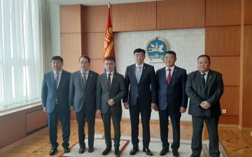 Members of the General Election Commision have been sworn in