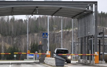 ОХУ орогнол хүсэгчдийг Финланд улсын хил рүү илгээж байна