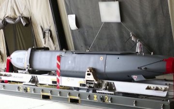 Украины арми Их Британийн илгээсэн “Storm Shadow” алсын тусгалтай далавчит пуужингаар анх удаа ОХУ-ын газар нутагт цохилт өгөв