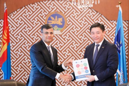 “БОЛОВСРОЛЫН САЛБАРЫН ХӨГЖЛИЙН ДУНД ХУГАЦААНЫ ТӨЛӨВЛӨГӨӨ 2030” баримт бичгийн төслийг өргөн барилаа