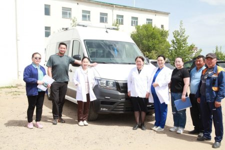 ХАРХОРИН НЭГДСЭН ЭМНЭЛЭГТ ИЖ БҮРЭН ТОНОГЛОГДСОН ТҮРГЭН ТУСЛАМЖИЙН МАШИН НИЙЛҮҮЛЭГДЛЭЭ.