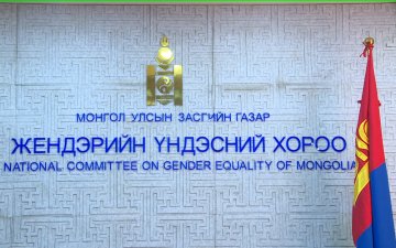 Эрэгтэй, эмэгтэй хүний дундаж наслалтын зөрүү 1992 онд 4.2 жил байсан бол 2018 онд 9.7 жил болж өссөн байна