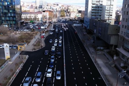 Өнөөдрийн байдлаар нийслэлийн 50 гаруй байршилд авто зам шинэчлэгджээ