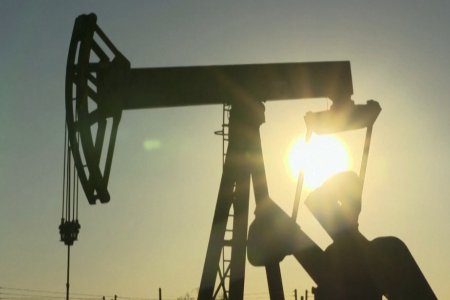 “ОПЕК” нь газрын тос экспортлогч 23 орны нэгдэл бөгөөд дэлхийн зах зээлд хэдий хэмжээний түүхий газрын тос борлуулахыг энэ байгууллага шийддэг байна