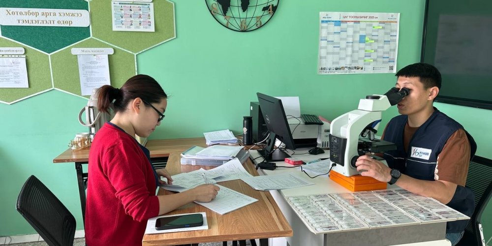 Алтанбулаг сумын эрүүл мэндийн төвд Умайн хүзүүний хорт хавдрын эрт илрүүлэг, үзлэг, шинжилгээ хийгдлээ. 2025.11.19 өдөр 