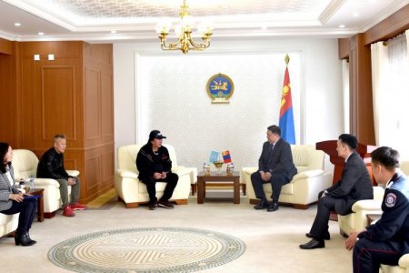 Гэмт хэрэг, зөрчлөөс урьдчилан сэргийлэх ажилд оролцсон байгууллагуудыг шагнаж, урамшууллаа