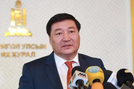 С.Чинзориг: Сумын эмч нарын цалинг 30 хувиар нэмэх санхүүжилт гаргана