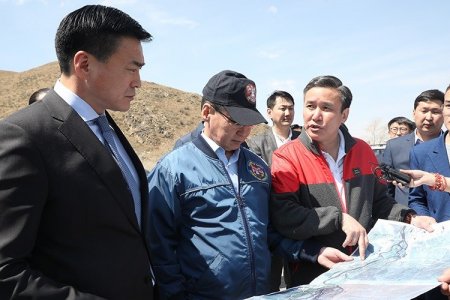 Туул голын эрэг дагуу дугуйн болон явган зорчигчийн замтай болно