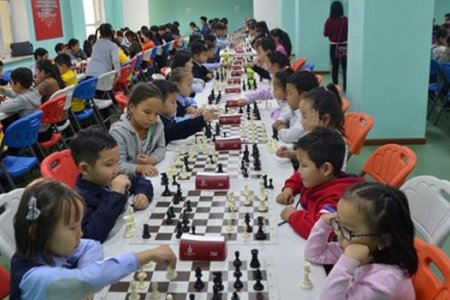 Өсвөрийн шатарчдын “Их нүүдэл” тэмцээний аваргууд тодорлоо