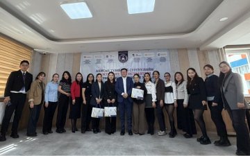 АХИСАН ТҮВШНИЙ СУРГУУЛИЙН МАГИСТРАНТ, ДОКТОРАНТЫН ЭРДЭМ ШИНЖИЛГЭЭНИЙ ХУРАЛ ЗОХИОН БАЙГУУЛАГДЛАА.