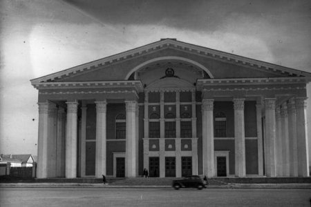 УДБЭТ-т 1996 оноос хойш анх удаа гадна их засвар хийгдэж байна