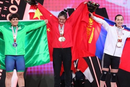Г.Ануужин хүндийн өргөлтийн Азийн аварга шалгаруулах тэмцээнээс хүрэл медаль хүртлээ