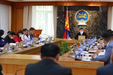 НИЙТ ХҮН АМЫН 60 ХУВЬ НЬ КОРОНАВИРУСЫН ЭСРЭГ ВАКЦИНЫ БҮРЭН ТУНД ХАМРАГДААД БАЙНА