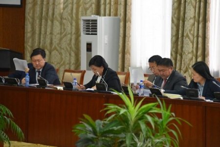 Засгийн газрын тусгай сангийн тухай хуулийн шинэчилсэн найруулгын төслийн анхны хэлэлцүүлгийг хийлээ