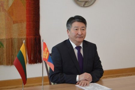 Монгол Улсаас Бүгд Найрамдах Литва Улсад суух Элчин сайд Б.Дорж Итгэмжлэх жуух бичгээ өргөн барив