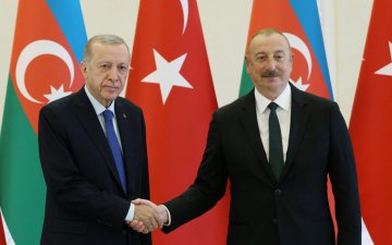 БНТУ-ын Ерөнхийлөгч Режеп Тайип Эрдоган уулын Карабахын бүс нутгийг хяналтдаа оруулсан Азербайжан улсад айлчилж байна
