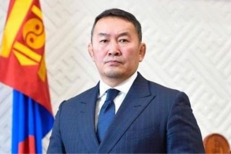 Монгол Улсын Ерөнхийлөгч Х.Баттулга цар тахлын үед иргэн, өрх, аж ахуйн нэгжийг эрсдэлээс хамгаалах асуудлаар Ерөнхий сайдад албан бичиг хүргүүллээ