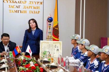 #СБД Тийболын азийн аваргын мөнгөн медальт баг тамирчдыг хүлээн авч уулзан баяр хүргэлээ