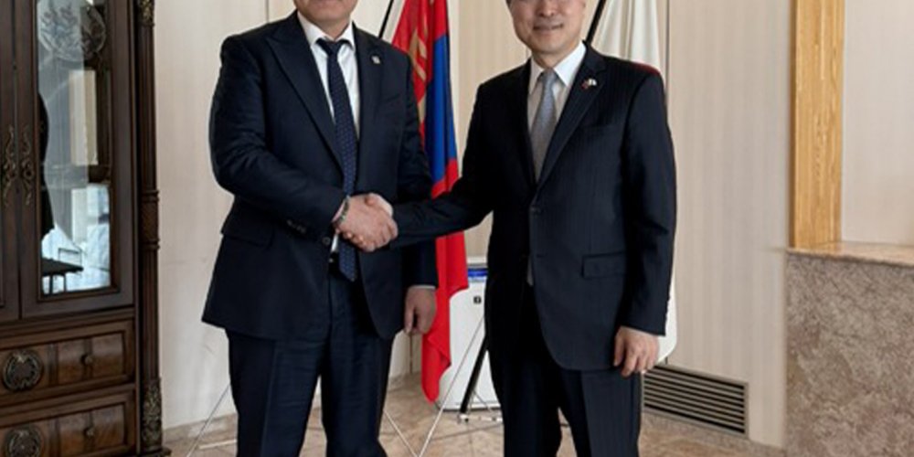 МОНГОЛ УЛСЫН ТЭРГҮҮН ШАДАР САЙД БӨГӨӨД ЭДИЙН ЗАСАГ, ХӨГЖЛИЙН САЙД Л.ГАНТӨМӨР ЯПОН УЛСААС МОНГОЛ УЛСАД СУУГАА ОНЦ БӨГӨӨД БҮРЭН ЭРХТ ЭЛЧИН САЙД МАСАРҮ ИГАВАХАРАТАЙ УУЛЗЛАА