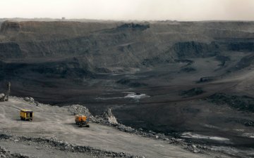 Дэлхийн уул уурхайн салбарын зах зээлд Монгол улсын өрсөлдөх чадвар муу гэж дүгнэжээ