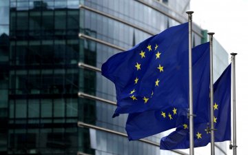 ЕХ гишүүн орнуудын тариалан эрхлэгчдэд олгох татаасаа нэмэгдүүлэхээр зэхэж байна