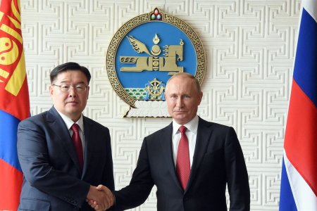В.В.Путин: “Хамтдаа бид зөвхөн урагшаа тэмүүлэх ёстой“