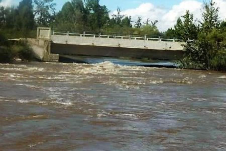 Үер усны аюулаас сэрэмжлүүлж байна