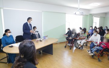 ТУСГАЙ ХЭРЭГЦЭЭТ ХҮҮХЭД БОЛОВСРОЛ, ЭРҮҮЛ МЭНД, НИЙГМИЙН ХАМГААЛЛЫН ҮЙЛЧИЛГЭЭГ НЭГ ЦЭГЭЭС АВАХ БОЛОМЖИЙГ БҮРДҮҮЛНЭ  