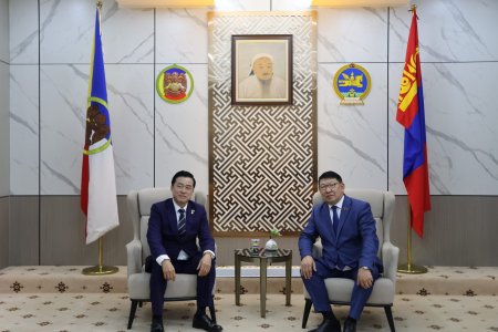 БНСУ-ЫН СӨҮЛ ХОТЫН НУВОН ДҮҮРГИЙН ИТХ-ЫН ДАРГА, ТӨЛӨӨЛӨГЧИД ЗОЧИЛЛОО
