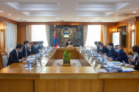 Цагаан сарын баяраа зөвхөн гэр бүлийн хүрээнд цомхон тэмдэглэхийг уриалав