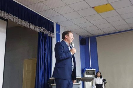 Монголын Залуучуудын Холбооны дэргэдэх Улаанбаатар хот дахь Увс аймгийн Залуучуудын Холбооноос “Амьдралын үнэ цэнэ” цуврал лекцийг зохион байгууллаа