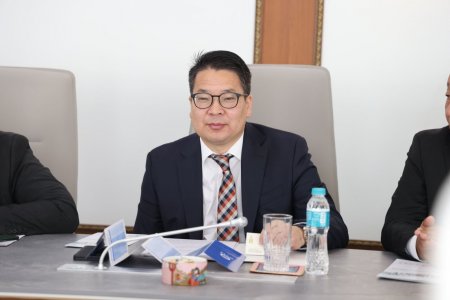 Боловсролын яамны Төрийн нарийн бичгийн дарга Т.Ням-Очир Бүгд Найрамдах Хятад Ард Улсын Лини их сургуулийн намын дарга, Шанду мужийн ардын төлөөлөгчдийн хурлын байнгын хорооны гишүүн Шү Шуанчин тэргүүтэй төлөөлөгчдийг хүлээн авч уулзав