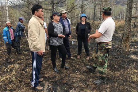 Д.ОЮУНХОРОЛ: ТҮЙМРИЙН ГОЛОМТ ДЭЭР АЖИЛЛАХДАА АВСАН МЭДЭЭЛЛЭЭ ЗАСГИЙН ГАЗРЫН ХУРАЛДААНД ТАНИЛЦУУЛЖ, АСУУДЛЫГ ШИЙДВЭРЛҮҮЛНЭ