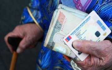 130 жилээр хоцрогдсон тэтгэврийн системээ өөрчлөх хөдөлгөөнийг Эдийн засагчид эхлүүлжээ