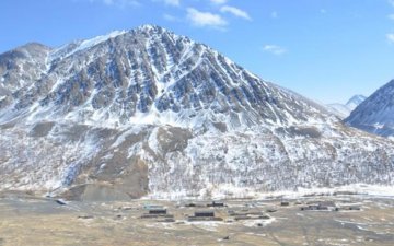 Асгатын мөнгөний ордын дээж 50 кг цалин цагаан мөнгийг Монголбанкны эрдэнэсийн санд тушаалаа